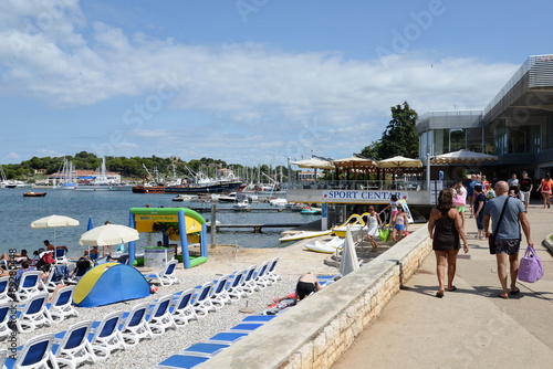 Fototapeta Naklejka Na Ścianę i Meble -  Strand bei Vrsar, Kroatien