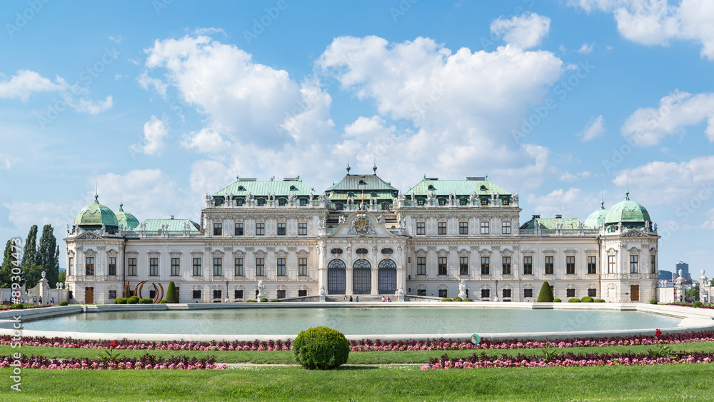 Fototapeta premium Belvedere Palace in summer , Vienna, Austria