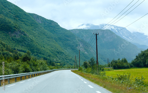 Summer mountain (Norway)