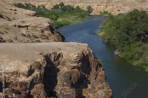 Фотография River in the canyons