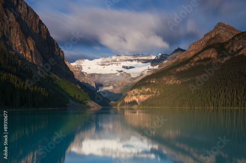 Lake Louise in the early morning light © Circumnavigation