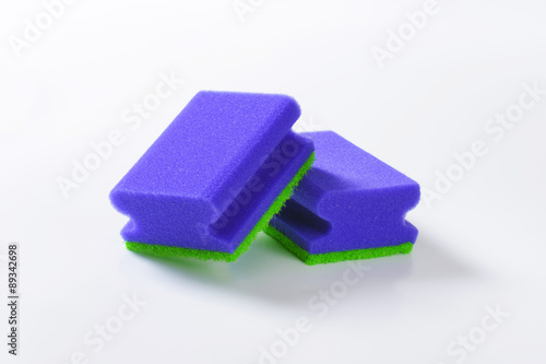 blue kitchen sponges