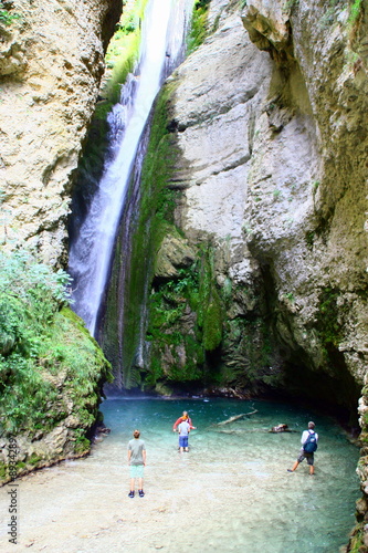 chutes gigantesque de la druise en drome, photo