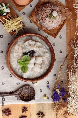 Brown rice porridge put pork and brown rice with soft-boiled egg
