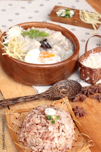 Brown rice porridge put pork and brown rice with soft-boiled egg