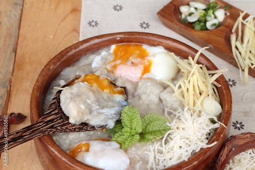 Brown rice porridge put pork and soft-boiled egg of delicious.