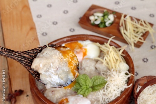 Brown rice porridge put pork and soft-boiled egg of delicious.