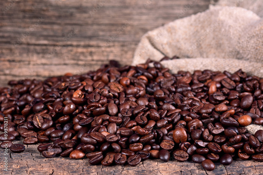 Fototapeta premium Black coffee beans