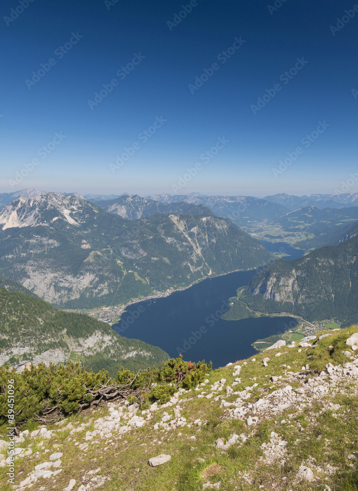 Steiermark-Krippenstein - Blick von den fünf Finger über den Hallstättersee