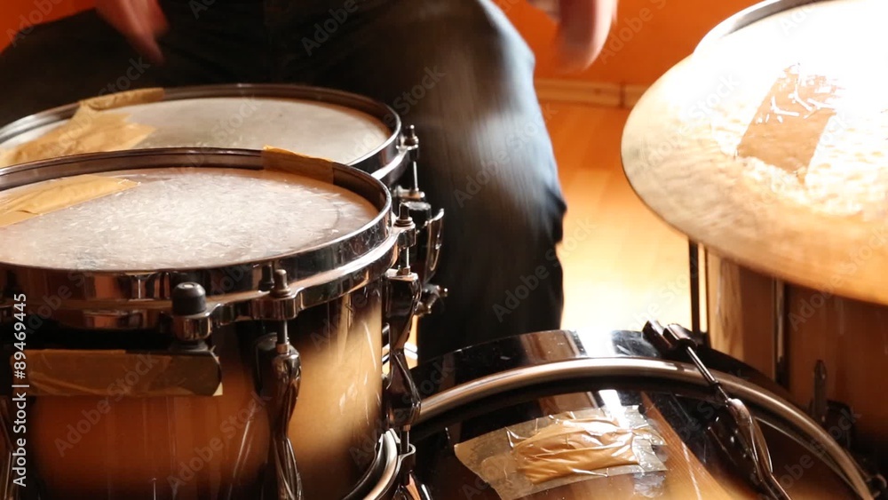 A drummer performing on his Drumset.
A drummer performing on his Drumset.