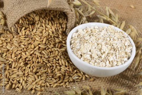 Oat seeds and oats