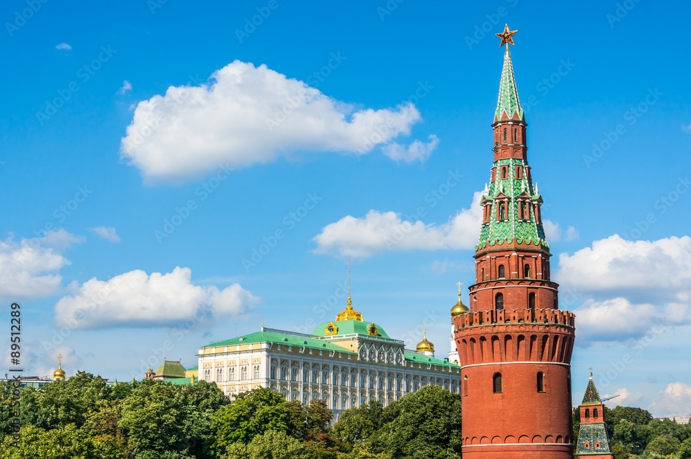 Fototapeta premium Poranny widok na Kreml