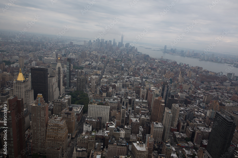 Fototapeta premium paesaggi dall'alto della città di new york con grattacieli
