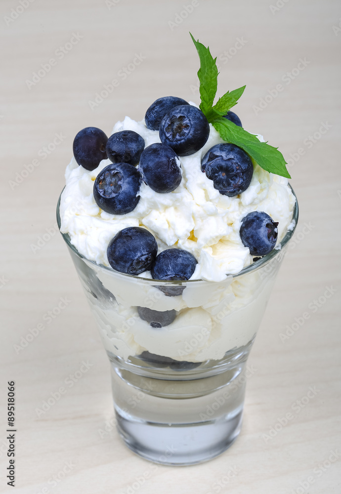 Blueberry with mascarpone Blueberry with mascarpone