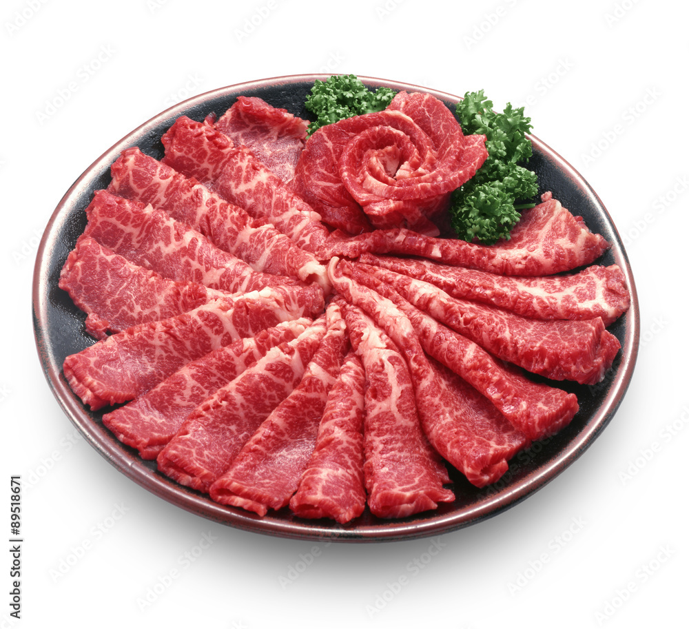 美しく盛り付けられた牛焼肉 美しく盛り付けられた牛焼肉