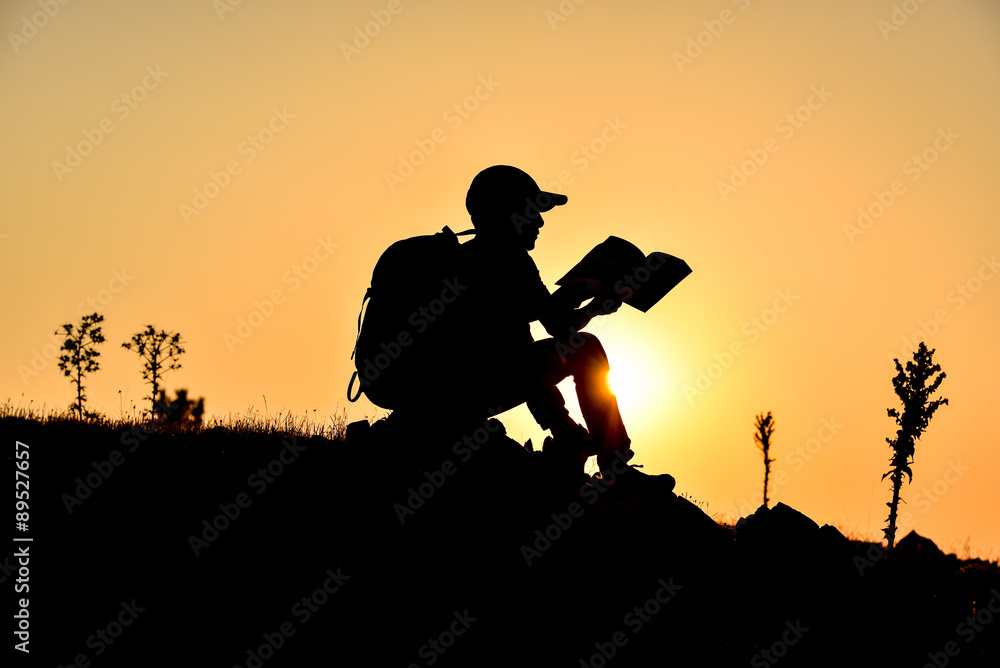 doğa ve kitap okuma güzelliği doğa ve kitap okuma güzelliği