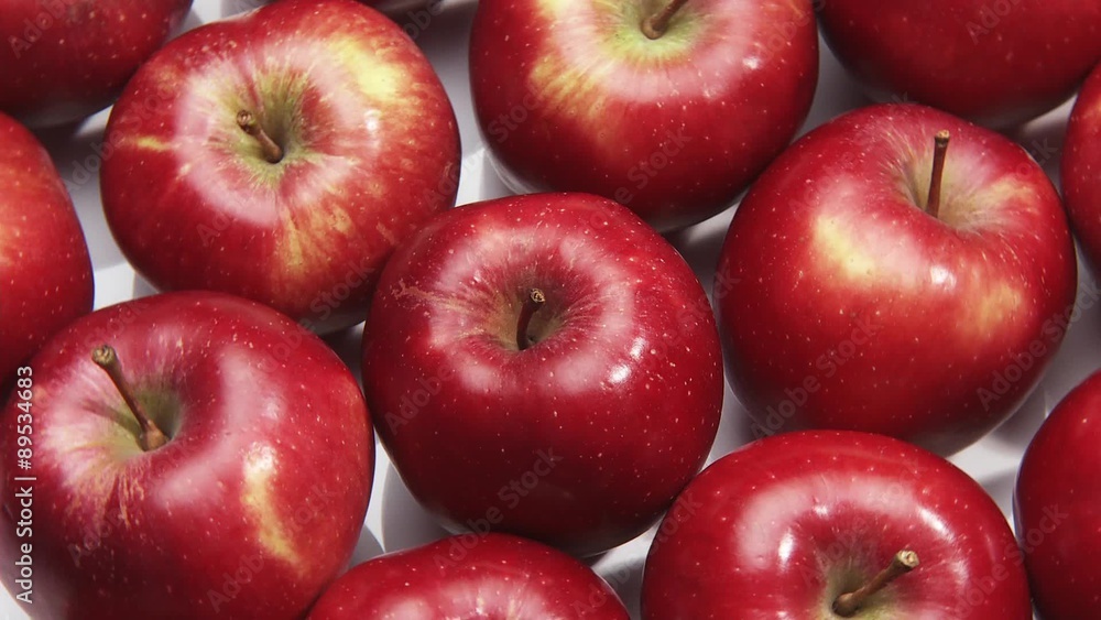 Rotating apples Rotating apples