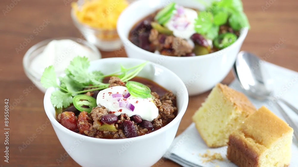 Chilli con carne with sour cream and corn bread Chilli con carne with sour cream and corn bread