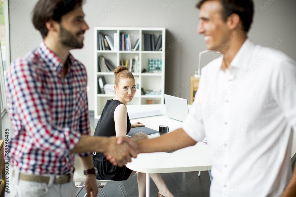 Fototapeta premium Young people in the office