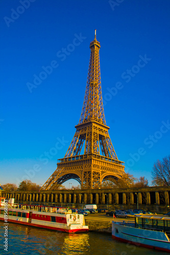 Eiffel Tower from the Seine - Tour Eiffel depuis la Seine