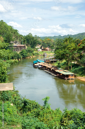 Floating house in the river in Kranchanaburi province, Thailand © augustcindy