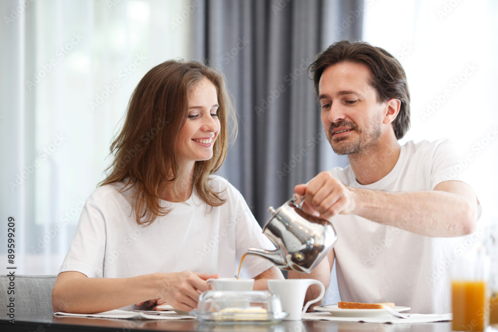 couple eating breakfast couple eating breakfast