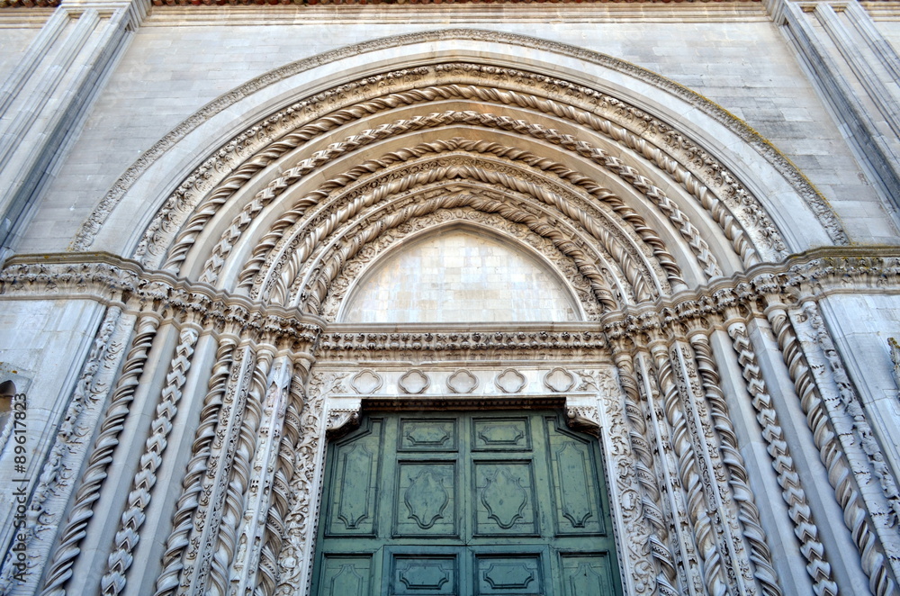 Obraz premium Portal San Fortunato in Todi