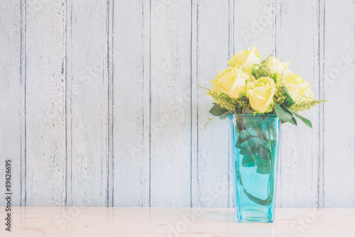 Fototapeta Naklejka Na Ścianę i Meble -  Vase flower decoration interior