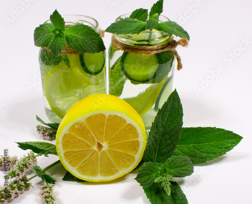 Refreshing water with lemon, mint and cucumber