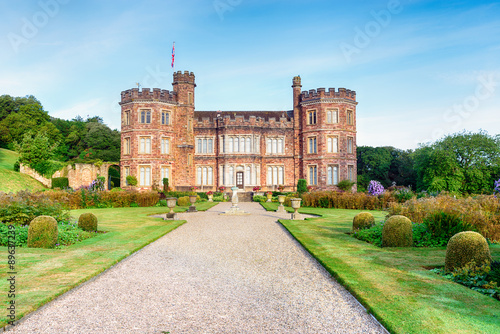 Картината върху платно Stately Home
