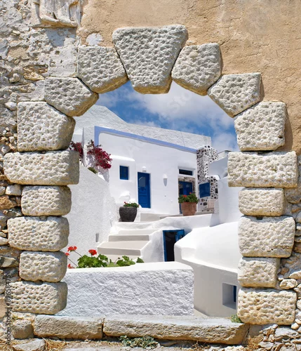 Fototapeta Tradycyjna architektura wioski Oia na wyspie Santorini, Gre
