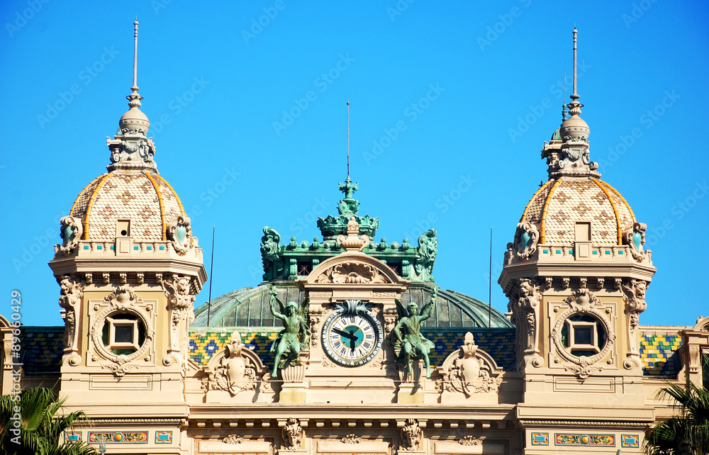 Monte Carlo Casino, Türme und Uhr oberhalb des Eingangsbereiches