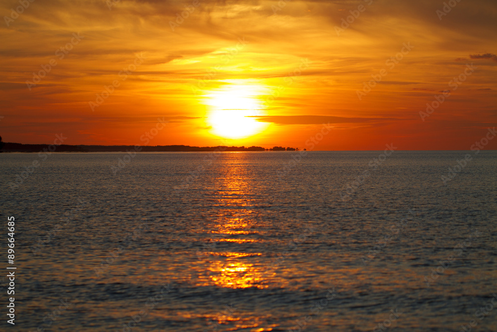 Fototapeta premium sunset on the sea.