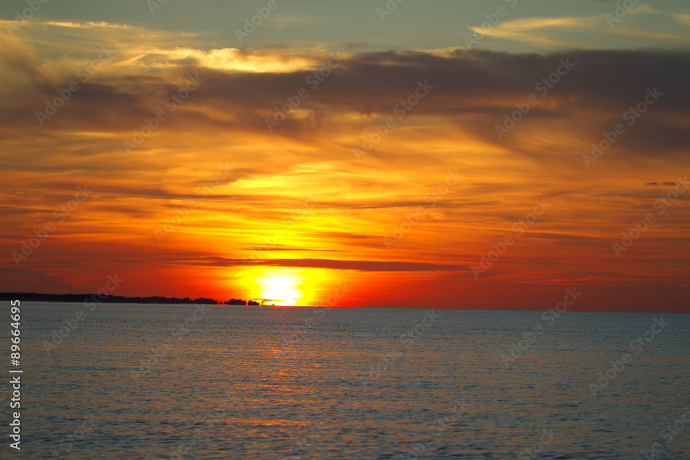 Fototapeta premium sunset on the sea.
