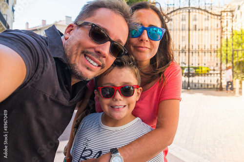 Selfie family