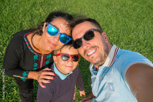 Selfie family