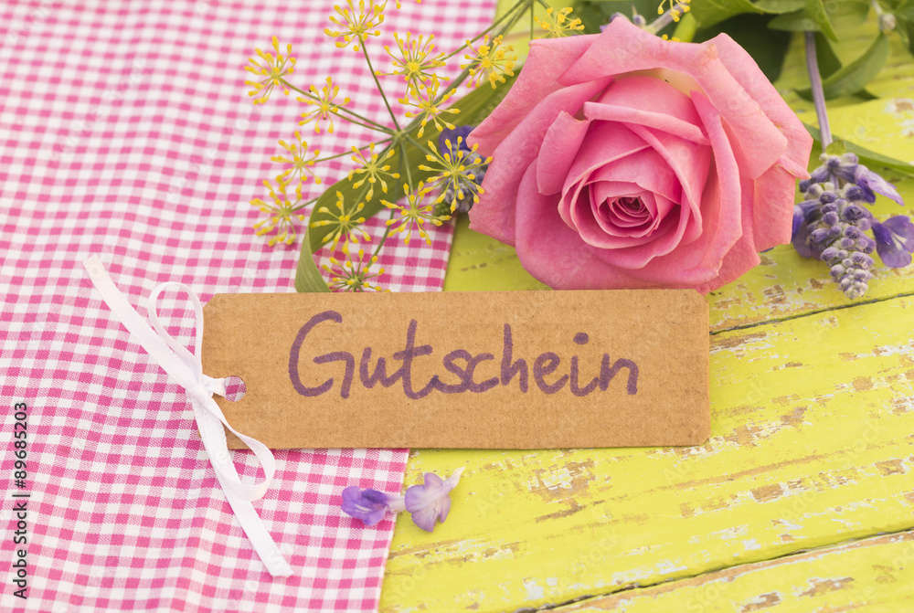 Gutschein Karte Geschenk Geburtstag Blumen Strauß Stock Photo | Adobe Stock