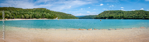 Panorama du lac de Vouglans