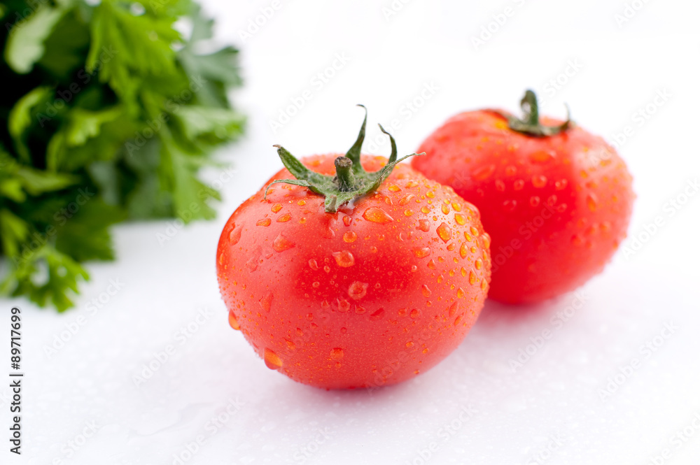 The fresh tomatoes and parsley