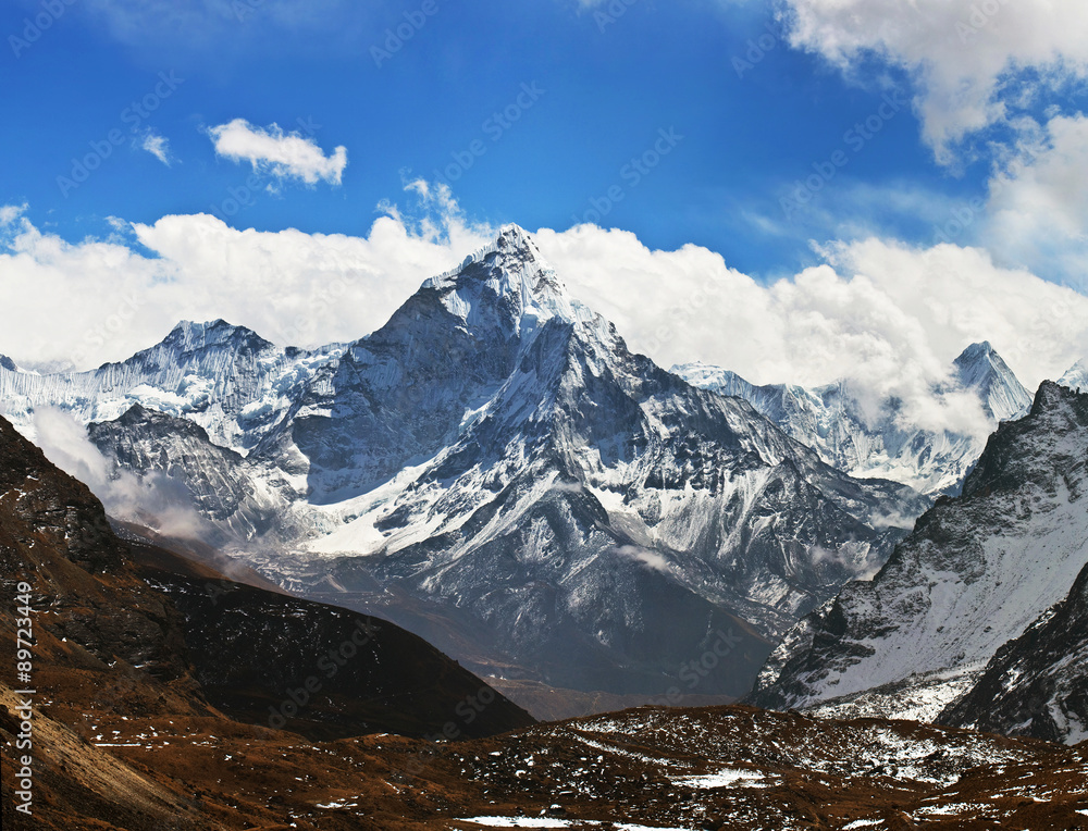 Obraz premium Ama Dablam mount view from Cho La pass, Sagarmatha National park, Nepal