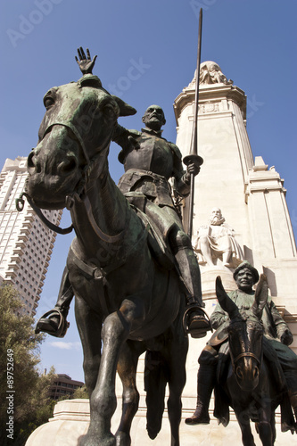 Cervantes Denkmal Plaza de Espana Madrid Don Quichote