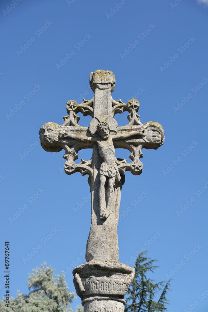 cruz de piedra