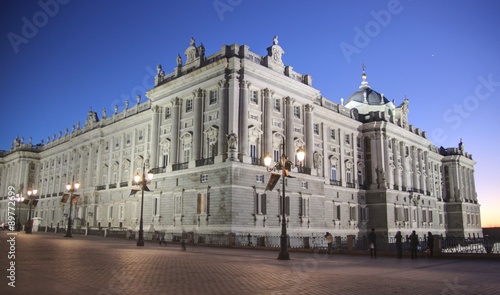 palais royal de madrid