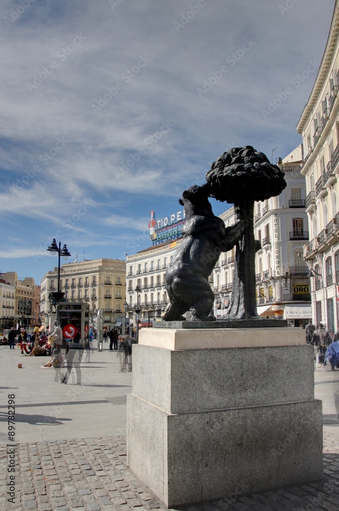 Obraz premium statue de l'ours à Madrid