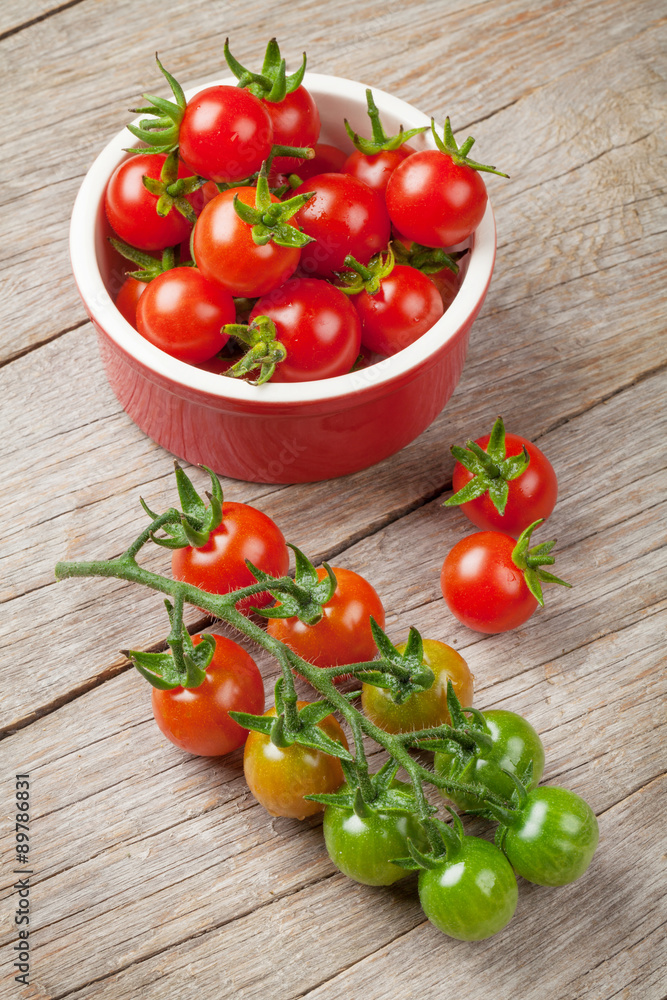 Cherry tomatoes Cherry tomatoes