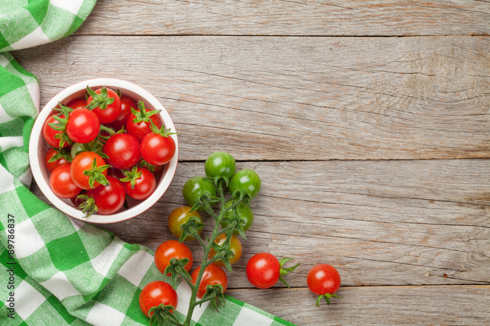 Cherry tomatoes Cherry tomatoes