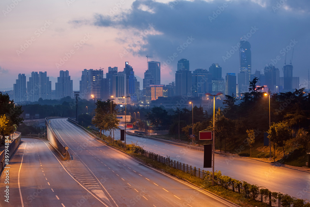 Obraz premium Road to Maslak