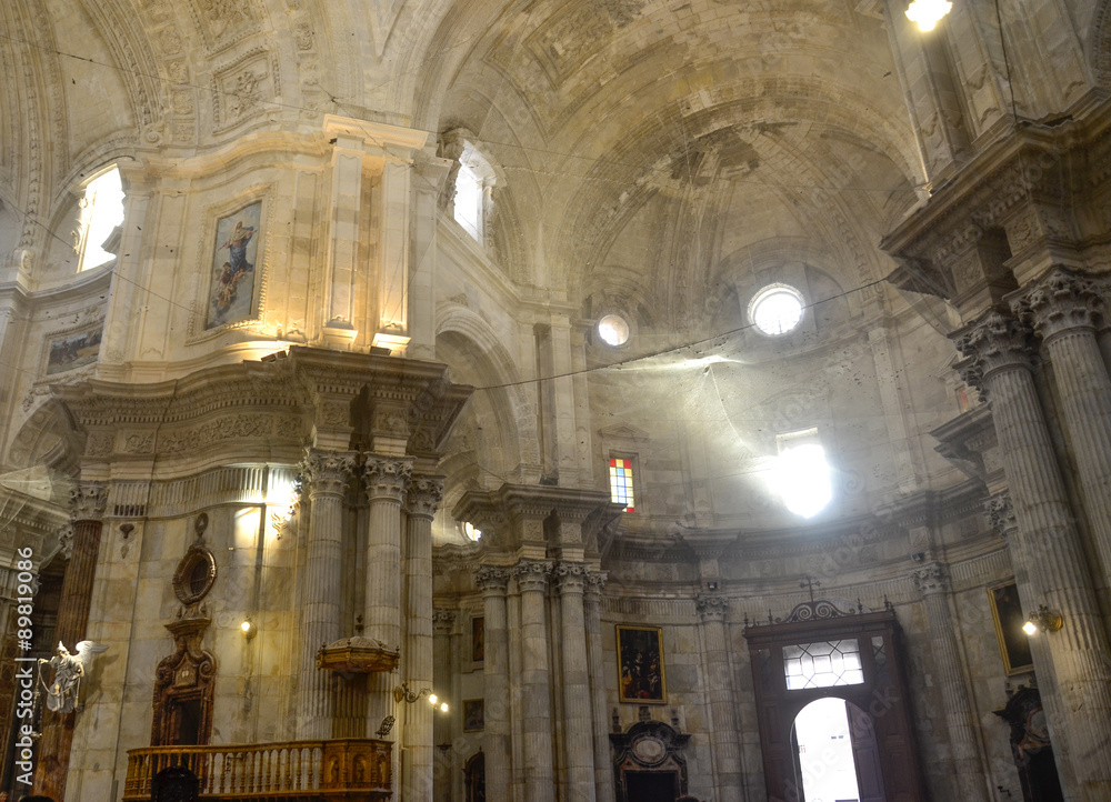 Obraz premium Interior de la Catedral de Cádiz .Andalucía. España