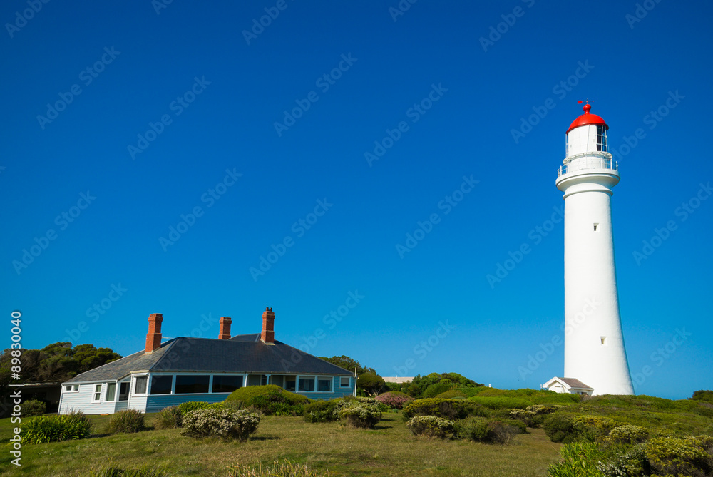 Historic Split Point Lighthouse and Lighthouse-keeper's cottage at Airey's Inlet, Victoria, Australia Historic Split Point Lighthouse and Lighthouse-keeper's cottage at Airey's Inlet, Victoria, Australia