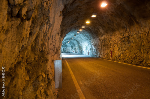 Tunnel photo